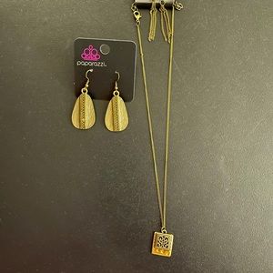 Paparazzi Necklace and Earrings Set, Brass